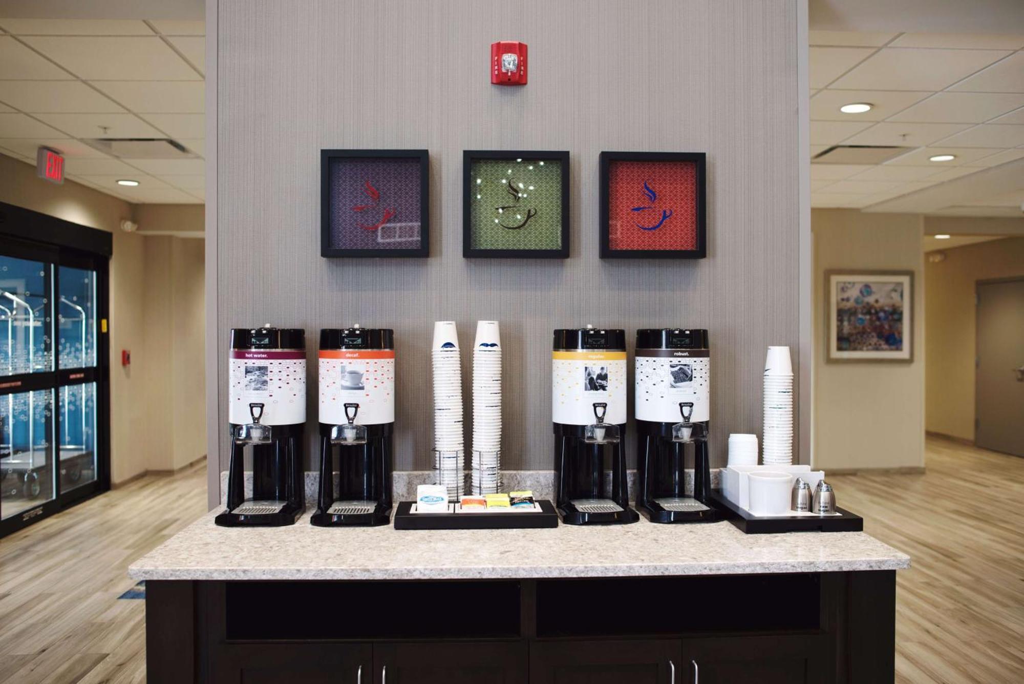 Hampton Inn & Suites Des Moines/Urbandale Ia Buitenkant foto