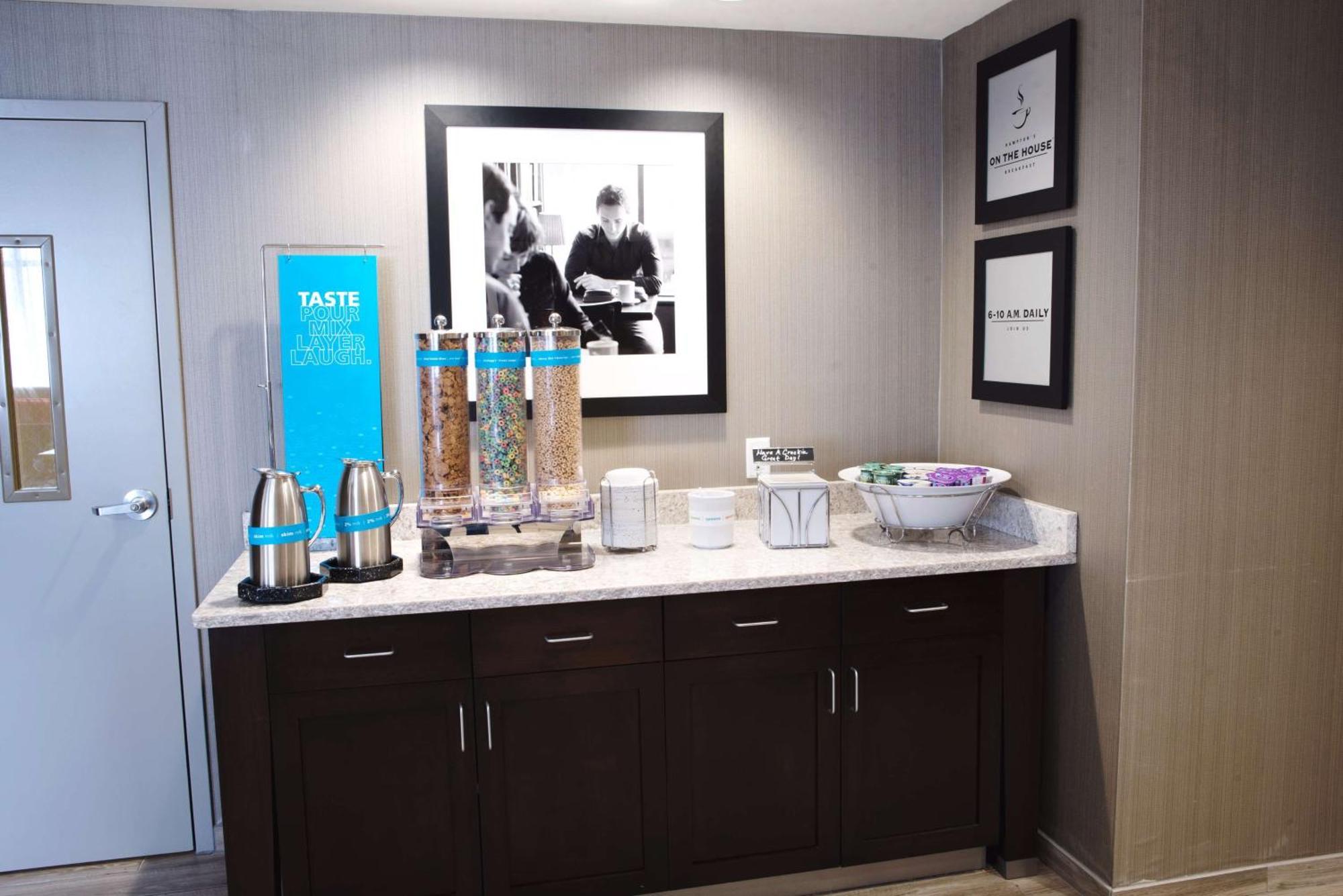 Hampton Inn & Suites Des Moines/Urbandale Ia Buitenkant foto