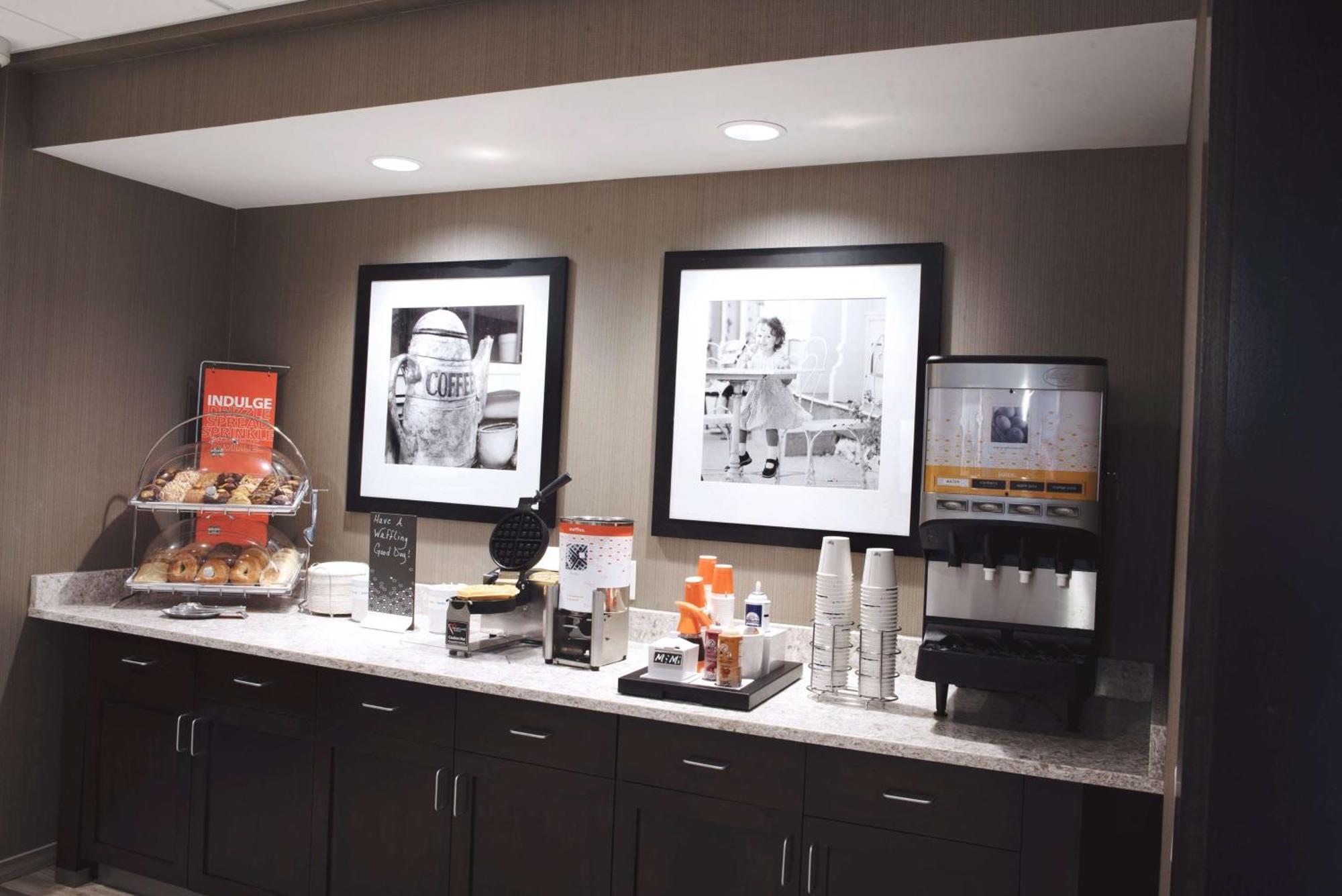 Hampton Inn & Suites Des Moines/Urbandale Ia Buitenkant foto